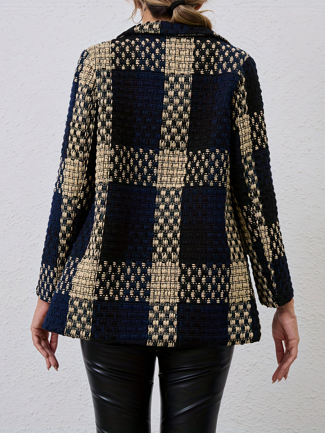 Women's Check Pattern Jacket with Lapel Collar and Button Closure