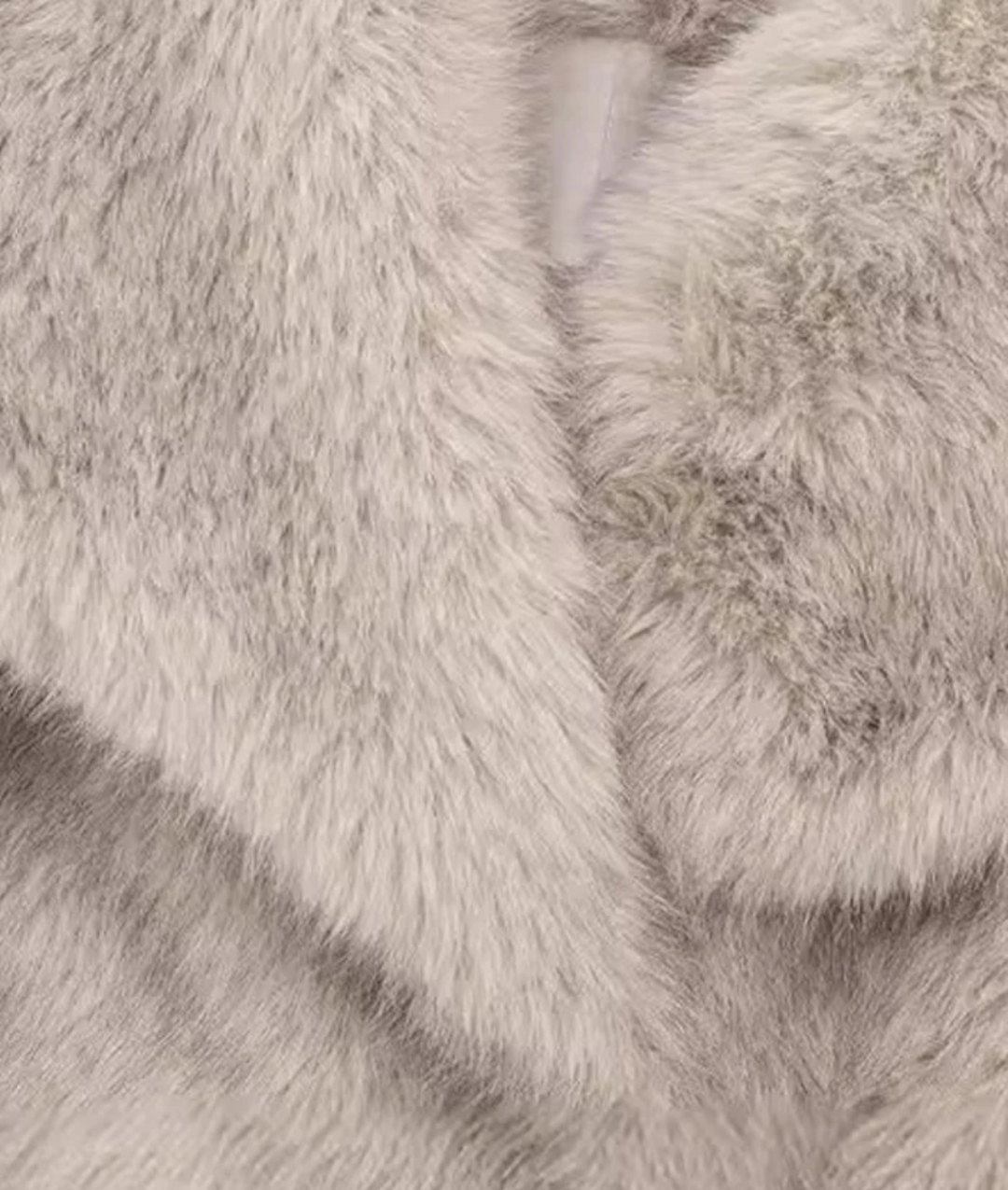 Women's Faux Fur Coat with Spread Collar and Open-Front Closure