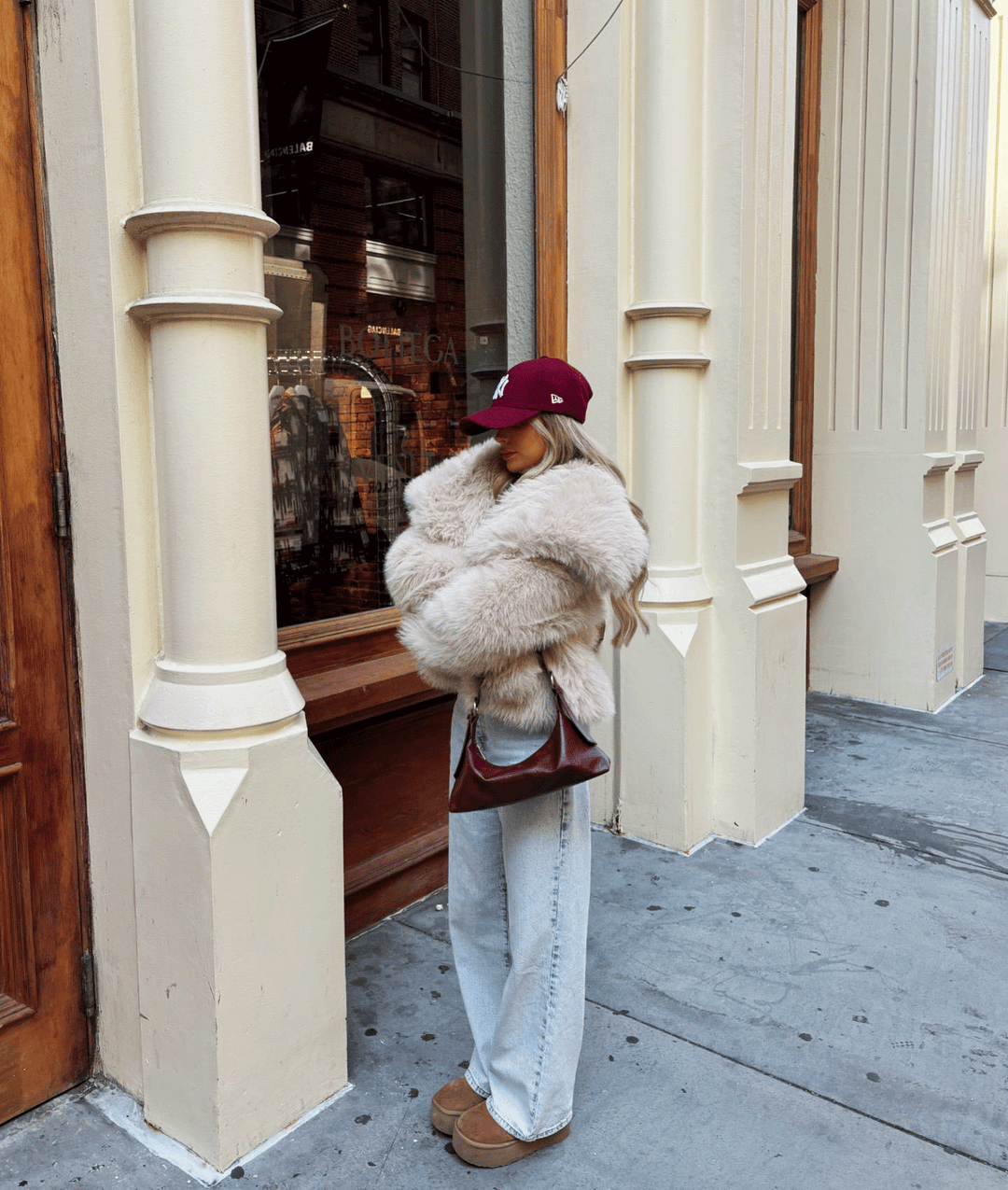 Women's Faux Fur Coat with Spread Collar and Open-Front Closure