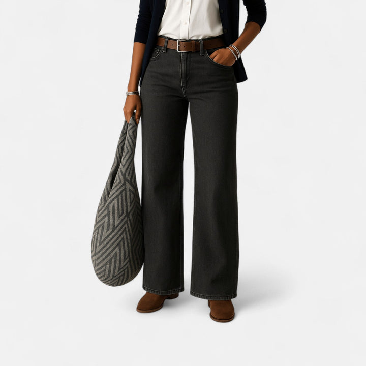 Women's High-Waisted Wide-Leg Jeans with Full-Length Leg and Five-Pocket Detail