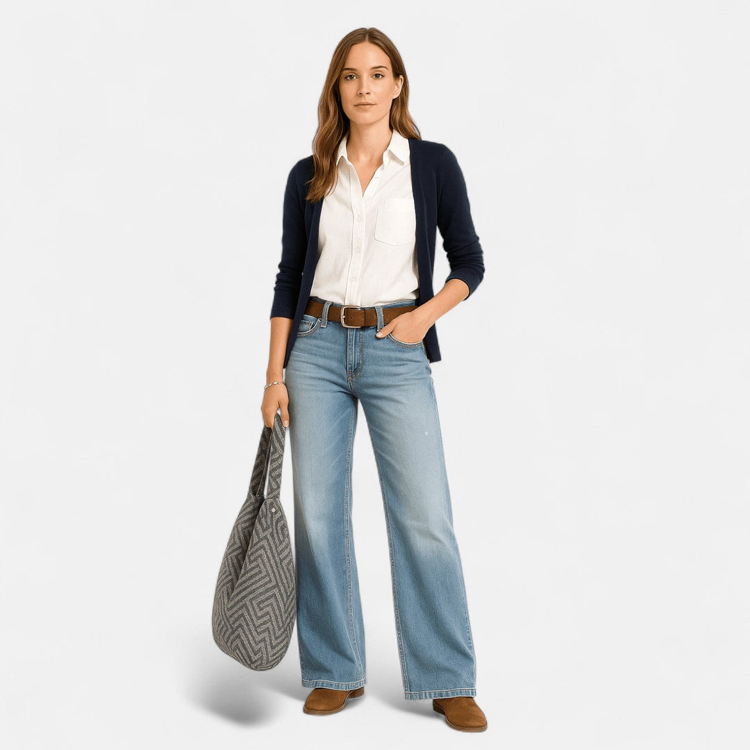 Women's High-Waisted Wide-Leg Jeans with Full-Length Leg and Five-Pocket Detail