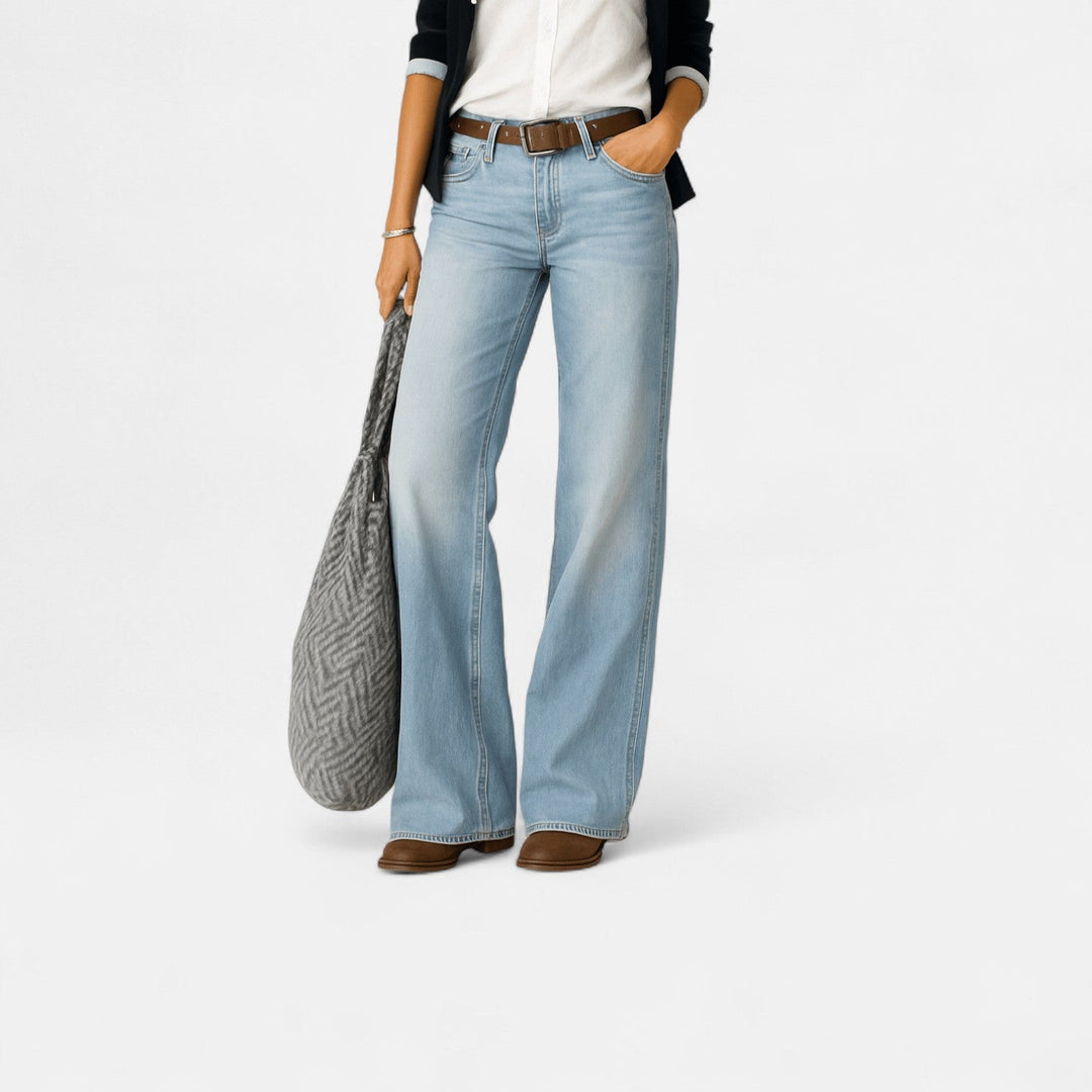 Women's High-Waisted Wide-Leg Jeans with Full-Length Leg and Five-Pocket Detail