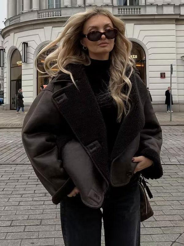 Women's Jacket with Faux Fur Collar and Button Fastening