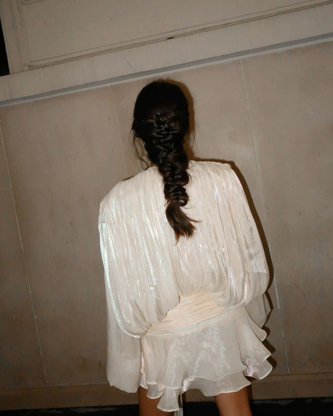 Women's Pleated Mini Dress with Tie Neckline and Balloon Sleeves