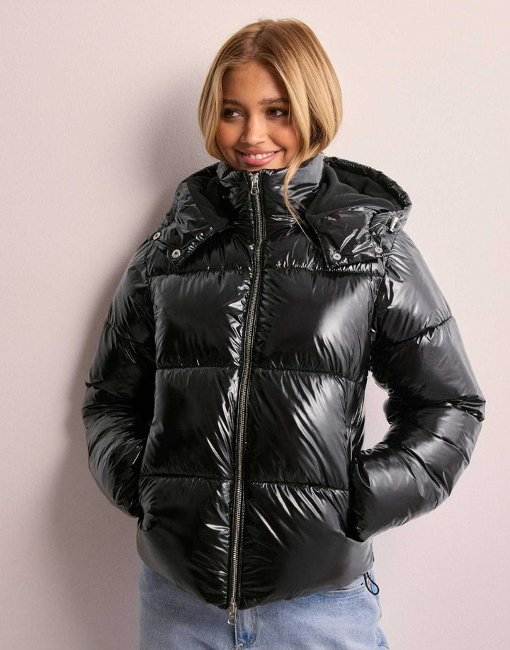 Women's Quilted Puffer Jacket with Detachable Hood and High Collar