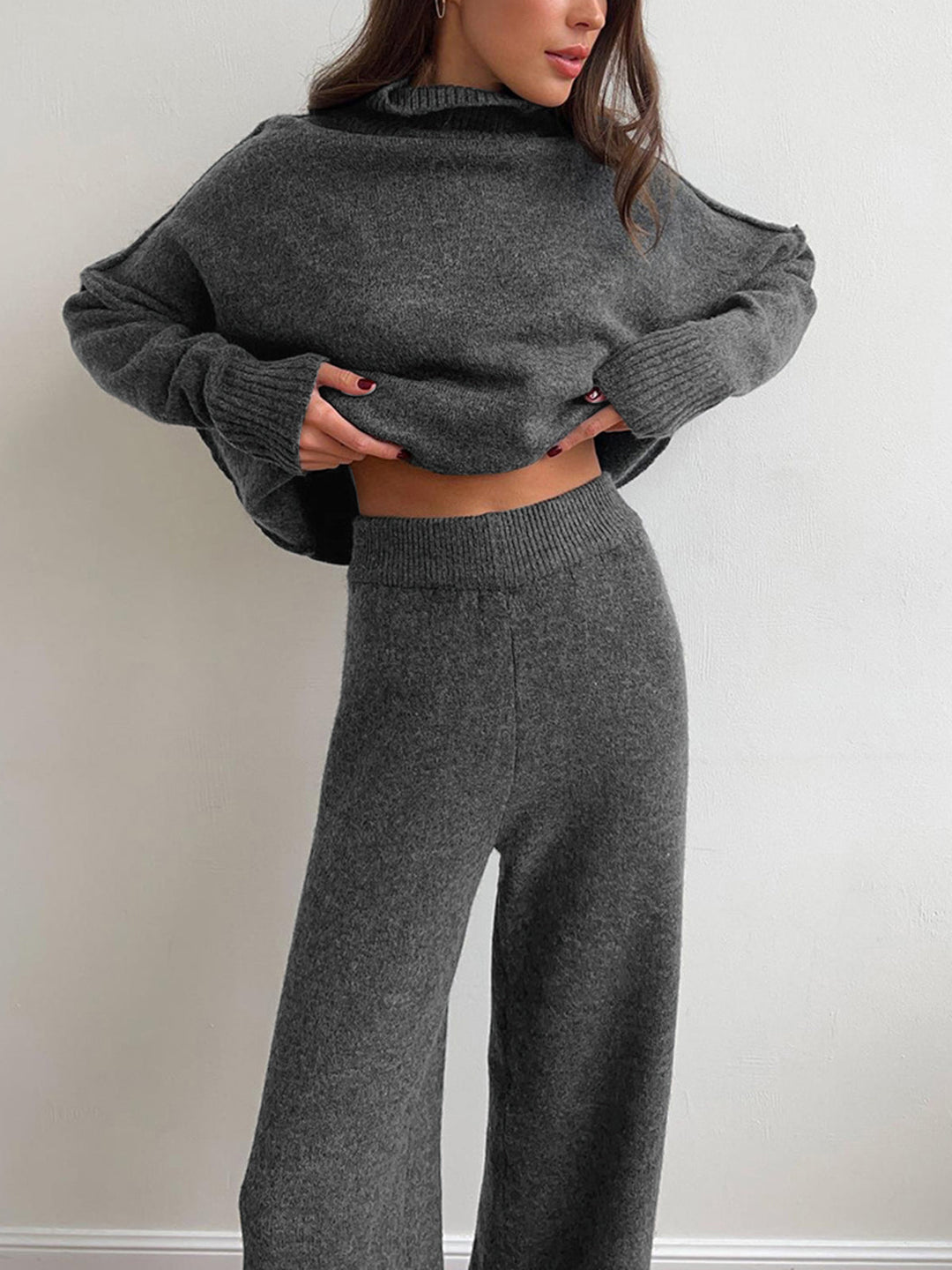 Women's Roll Neck Jumper and Wide-Leg Trouser Set with Long Sleeves