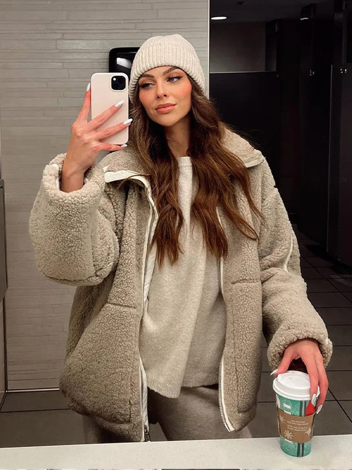 Women's Textured Fleece Jacket with Zip Front and Lapel Collar