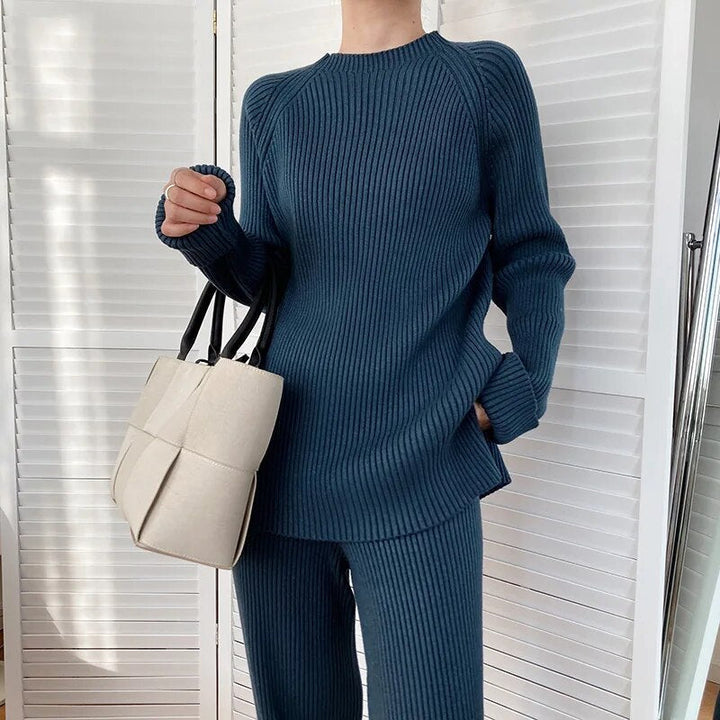 Women's Turtleneck Jumper and Wide-Leg Trousers Knit Set with Ribbed Texture