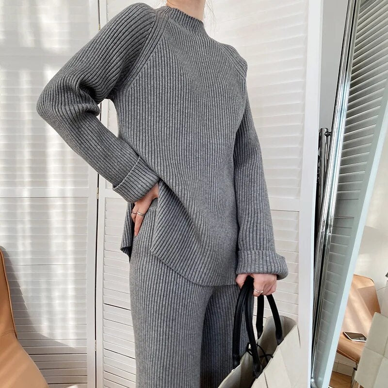 Women's Turtleneck Jumper and Wide-Leg Trousers Knit Set with Ribbed Texture