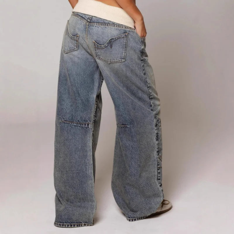 Women's Wide-Leg Denim Jeans with Curved Seams and Front Pockets